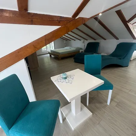 Meerblick Mit Traumterrasse *