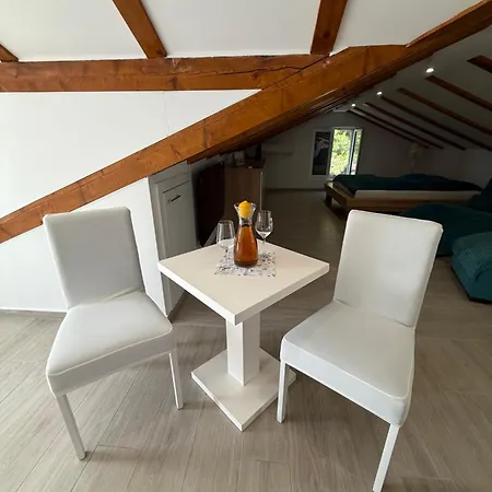 Meerblick Mit Traumterrasse Apartmán *