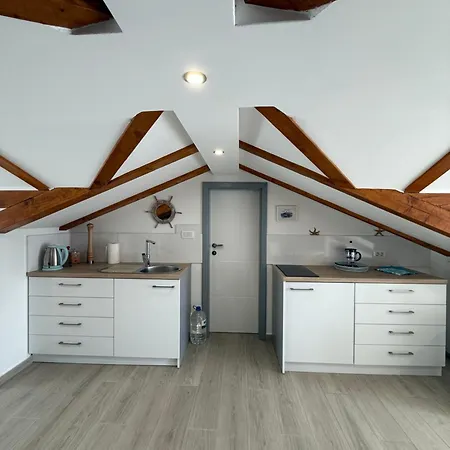 Meerblick Mit Traumterrasse Apartmán Zavalatica