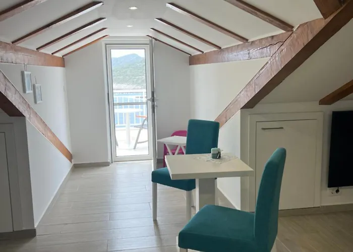 Meerblick Mit Traumterrasse Διαμέρισμα *