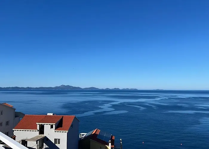 Meerblick Mit Traumterrasse *