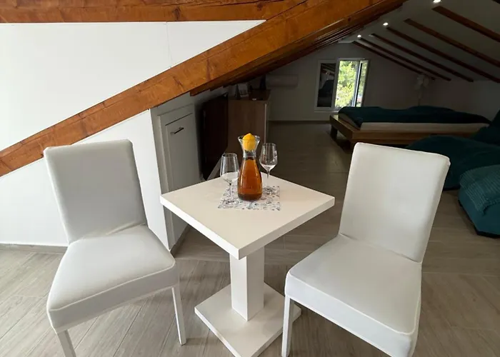 Meerblick Mit Traumterrasse Διαμέρισμα *